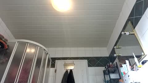 absinthler76 online show from April 20, 7:33 am