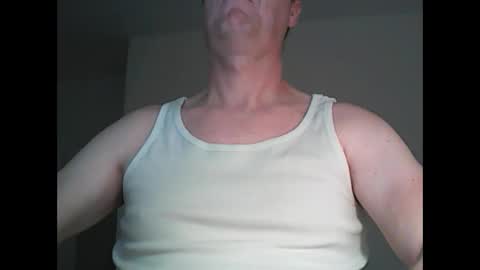 Snapshot of active147 chatting on February 6, 12:11 am active147 online show from February 6, 12:11 am