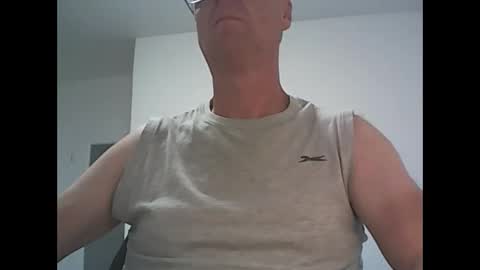 Snapshot of active147 chatting on September 28, 10:30 pm active147 online show from September 28, 10:30 pm