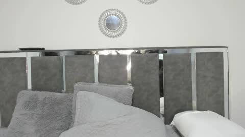 adam_grey_ online show from November 25, 11:34 am