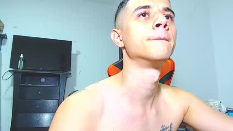 adam hot11 online show from February 14, 11:44 pm