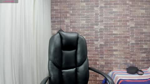 Adam online show from December 15, 3:09 pm