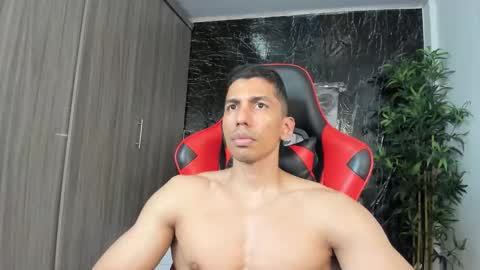 Adan Sin online show from February 26, 8:21 pm