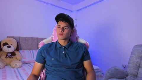 ADRIAN online show from April 6, 6:42 pm