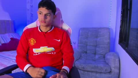 ADRIAN online show from April 13, 7:03 pm