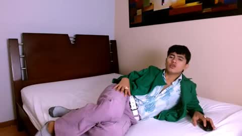 adrian online show from February 9, 1:56 am