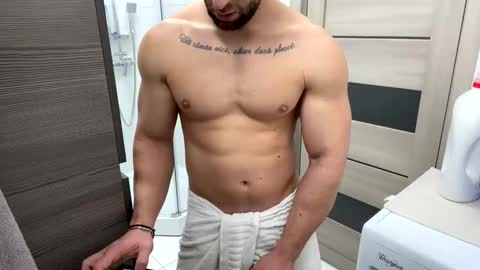 Mrrfitt online show from December 2, 8:28 am