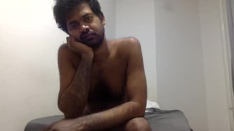 aggaggs online show from November 28, 10:44 pm