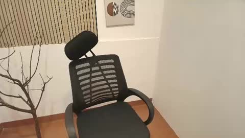 ahntony  69 online show from June 24, 5:54 am