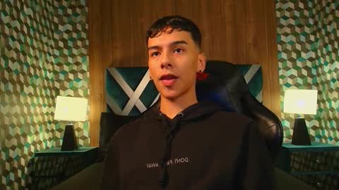 aiden_royce online show from October 22, 5:44 am