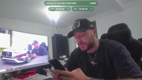 Aiden online show from October 6, 6:01 pm