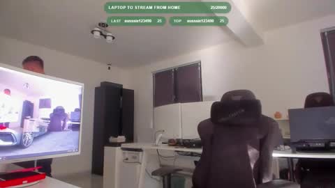 Aiden online show from October 5, 1:26 pm