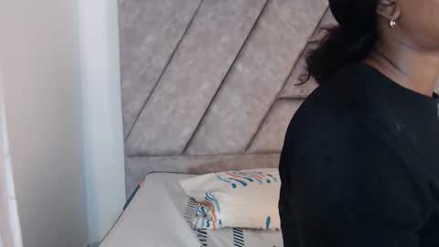 Ailindelosrios online show from October 27, 12:18 pm