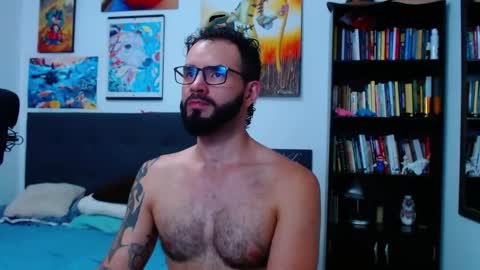 akiles online show from December 5, 11:34 pm