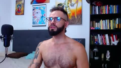 akiles online show from November 5, 11:29 pm