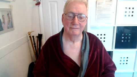 akiltedman online show from July 12, 12:18 pm