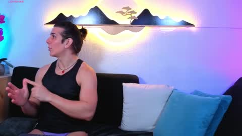 Al Fox  Miko Fortuni  online show from April 16, 2:00 am