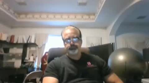 Snapshot of aladdin31673 chatting on October 24, 11:06 pm aladdin31673 online show from October 24, 11:06 pm