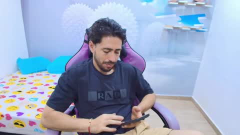 ALAN online show from February 14, 1:11 am