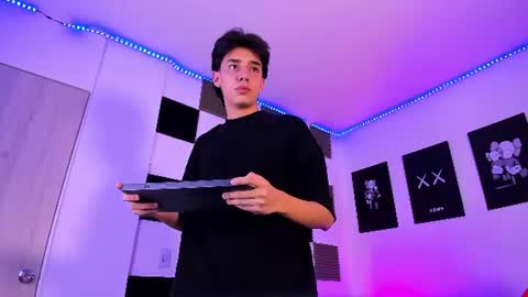 Alan Boy online show from July 5, 2:15 am