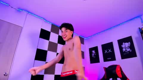 Alan Boy online show from June 30, 2:56 am