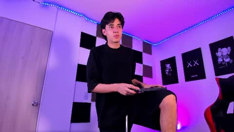 Alan Boy online show from July 23, 2:53 am