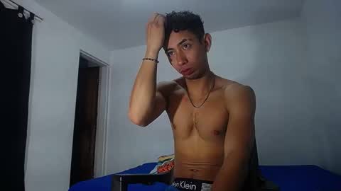 Alan online show from April 8, 10:03 am