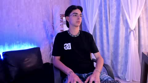 Alan online show from December 21, 5:25 am