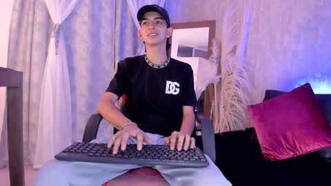 Alan online show from February 4, 4:37 am