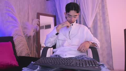 Alan online show from January 29, 4:47 am