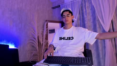 Alan online show from January 8, 5:05 am