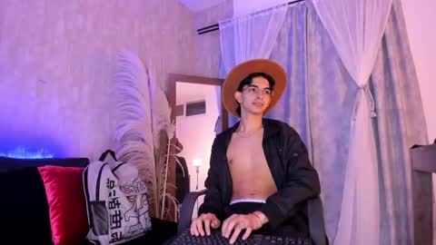 Alan online show from February 12, 3:29 am