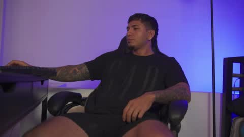 Alan online show from April 3, 6:21 am