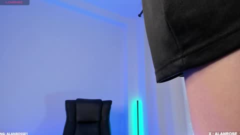 Alan online show from November 8, 9:51 pm