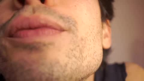 idenavarre online show from January 31, 10:10 pm