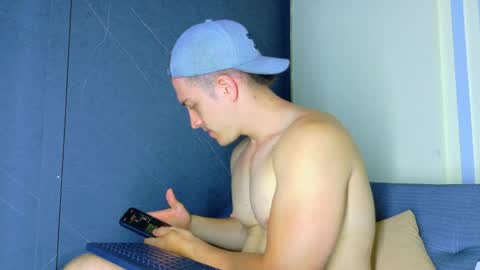 Alan Ferrer online show from April 6, 10:27 am