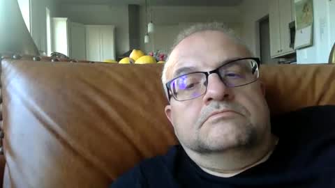 alankrieski1174 online show from November 28, 1:13 pm