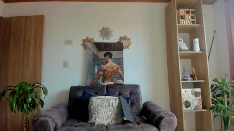 Alan online show from November 21, 5:45 pm