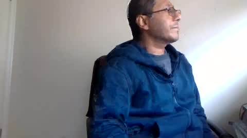 albalchal1973 online show from June 25, 2:58 am