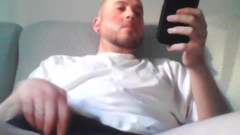 aleeexxxx4u online show from April 20, 7:44 am