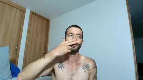 Alejandro Hernndez online show from June 6, 3:23 am