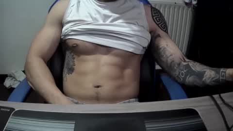 alejoduarte16 online show from May 24, 5:08 pm