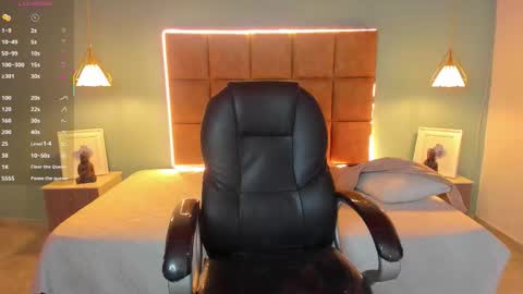 ALejoo Saenz online show from October 23, 3:21 am