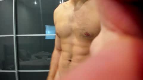 aleks_brown online show from December 1, 7:50 pm