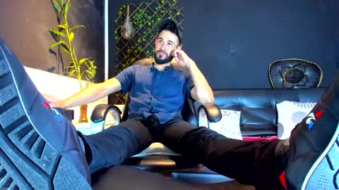 ALESSANDRO  WYE online show from February 17, 2:32 am