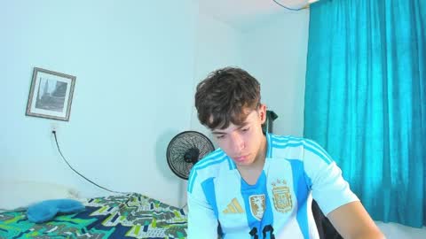 Alessandro Dybala online show from April 9, 1:06 pm