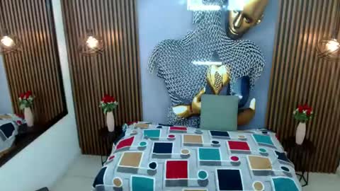 alessandroblack_ online show from July 23, 12:02 pm