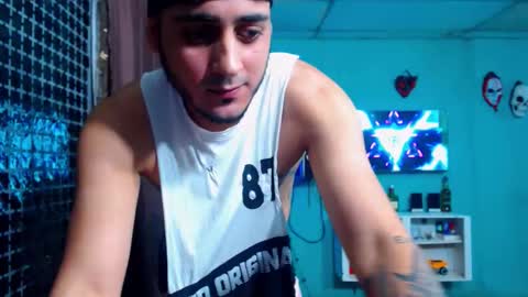 alessandro online show from December 23, 6:44 am