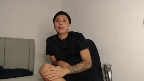 Owen online show from April 21, 2:51 am