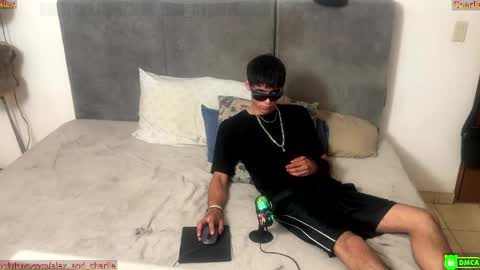 alex_and_charlie online show from May 18, 4:29 am